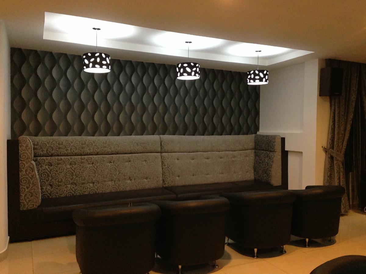 Airport Plaza Hotel Джуба Экстерьер фото