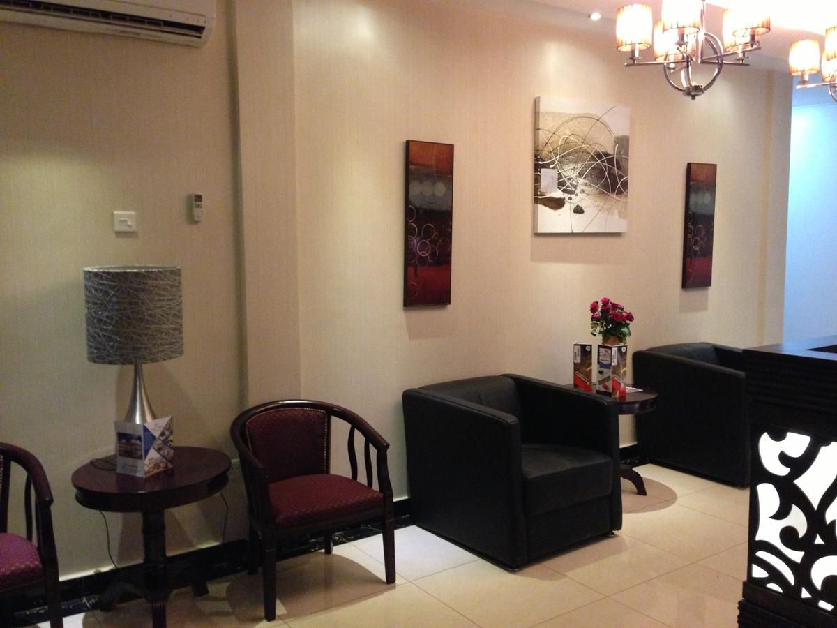 Airport Plaza Hotel Джуба Экстерьер фото